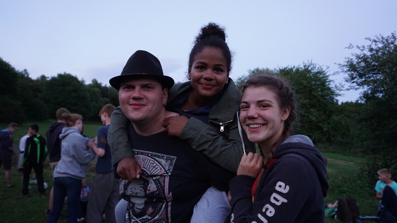 D-2016-08-06-21 30 41