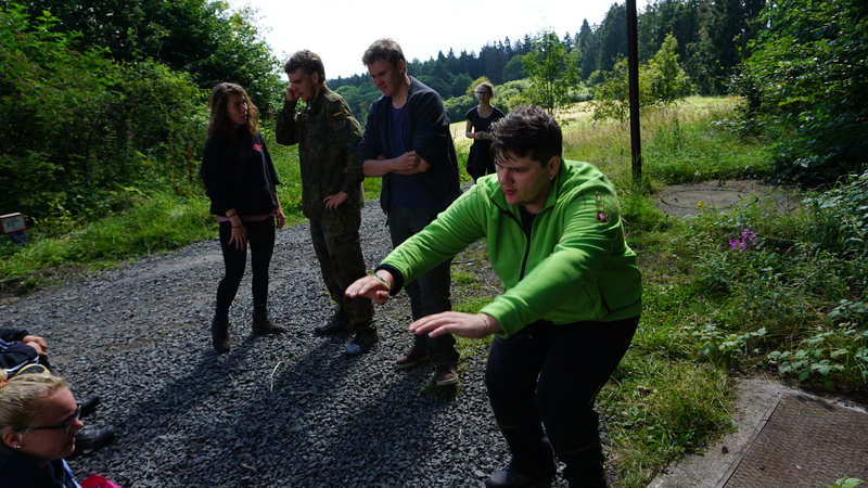 D-2016-08-09-11 44 26